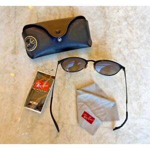 Ray Ban RB 3539 Polarized Round Sunglasses; Damaged Arm and‎ Lens